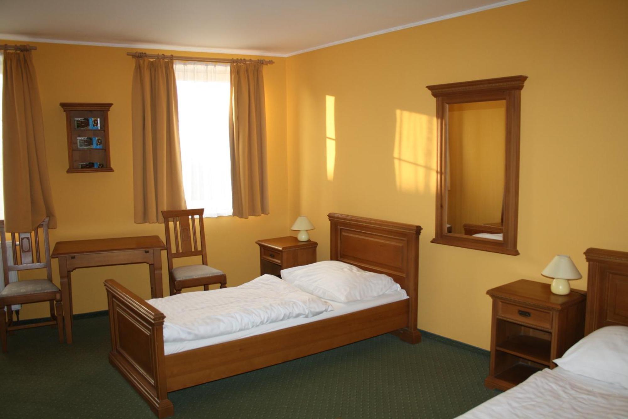 Hotel Boucek Mochov Εξωτερικό φωτογραφία